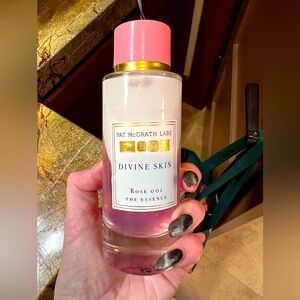 Pat McGrath full Rose 01 Essence - cult fave new